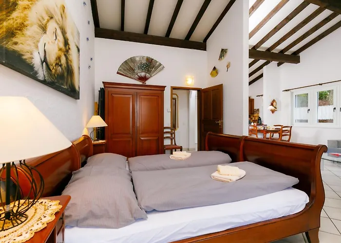 Appartement Residenza Miralago Apt- B16 By Interhome