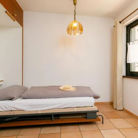 Residenza Miralago Apt- B16 By Interhome Appartement