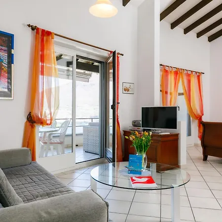 Residenza Miralago Apt- B16 By Interhome *