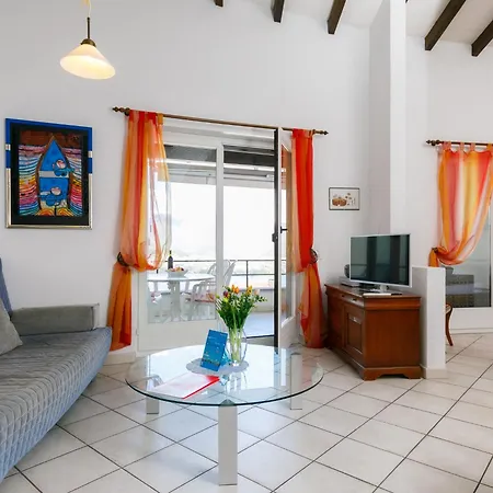 Apartment Residenza Miralago Apt- B16 By Interhome *