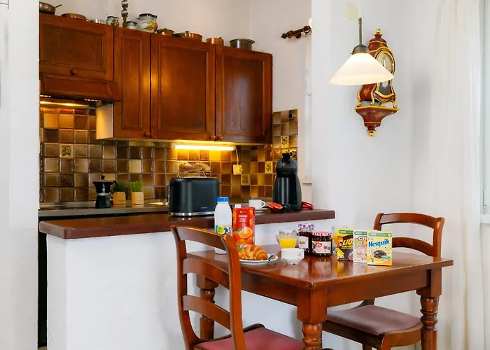 公寓 Residenza Miralago Apt- B16 By Interhome